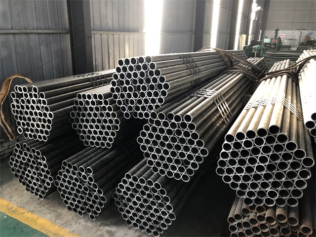 连云港小口径厚壁无缝钢管